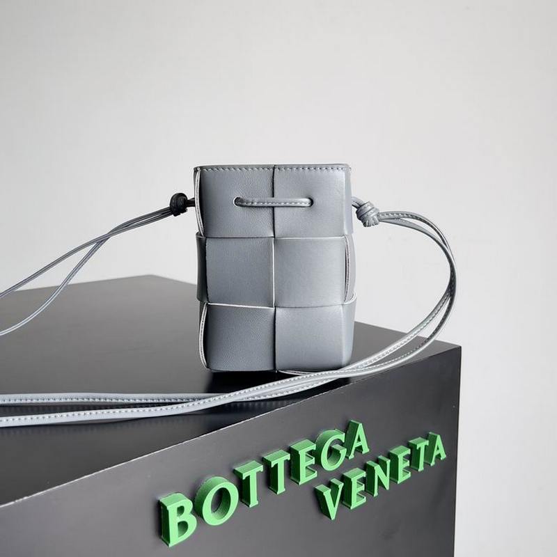 Bottega Veneta Handbags 477